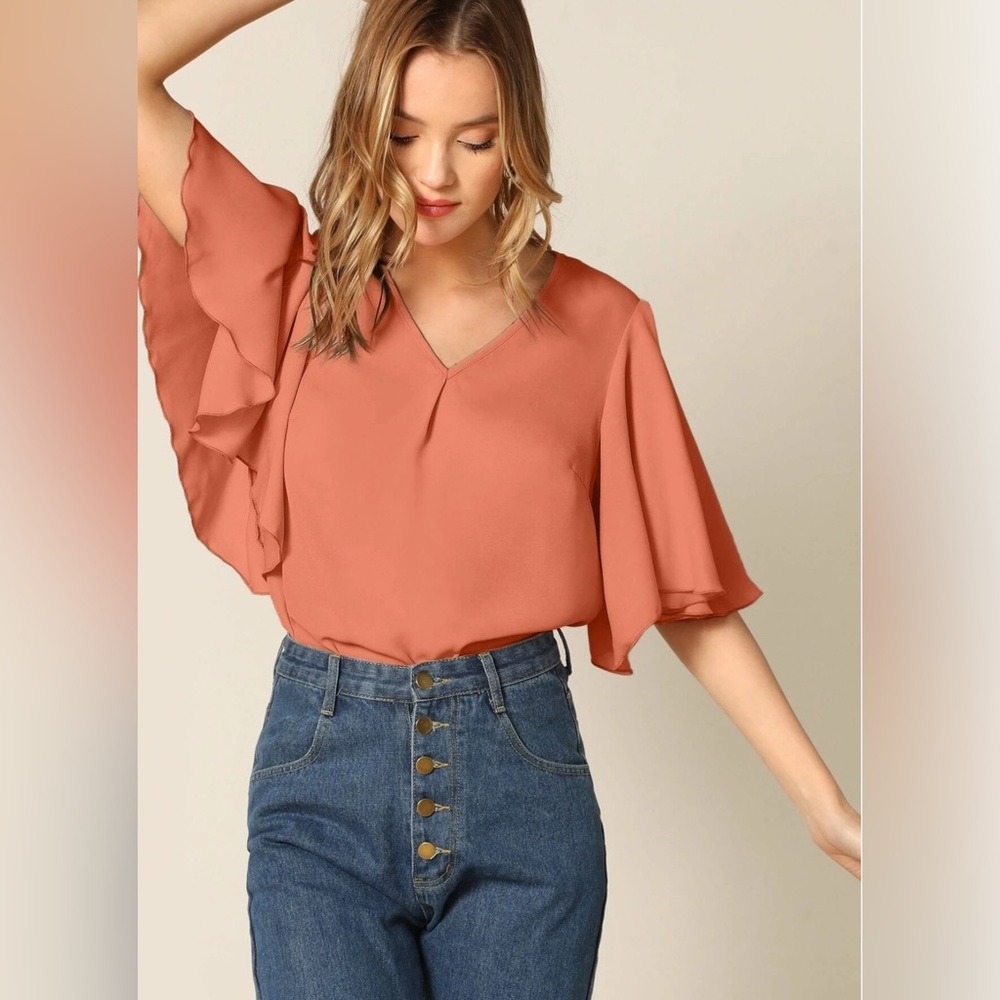 5 for $25 💕 SHEIN Clasi V-cut Butterfly Sleeve Blouse